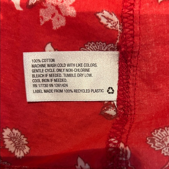 Universal Thread Red Floral Blouse - Picture 5 of 5